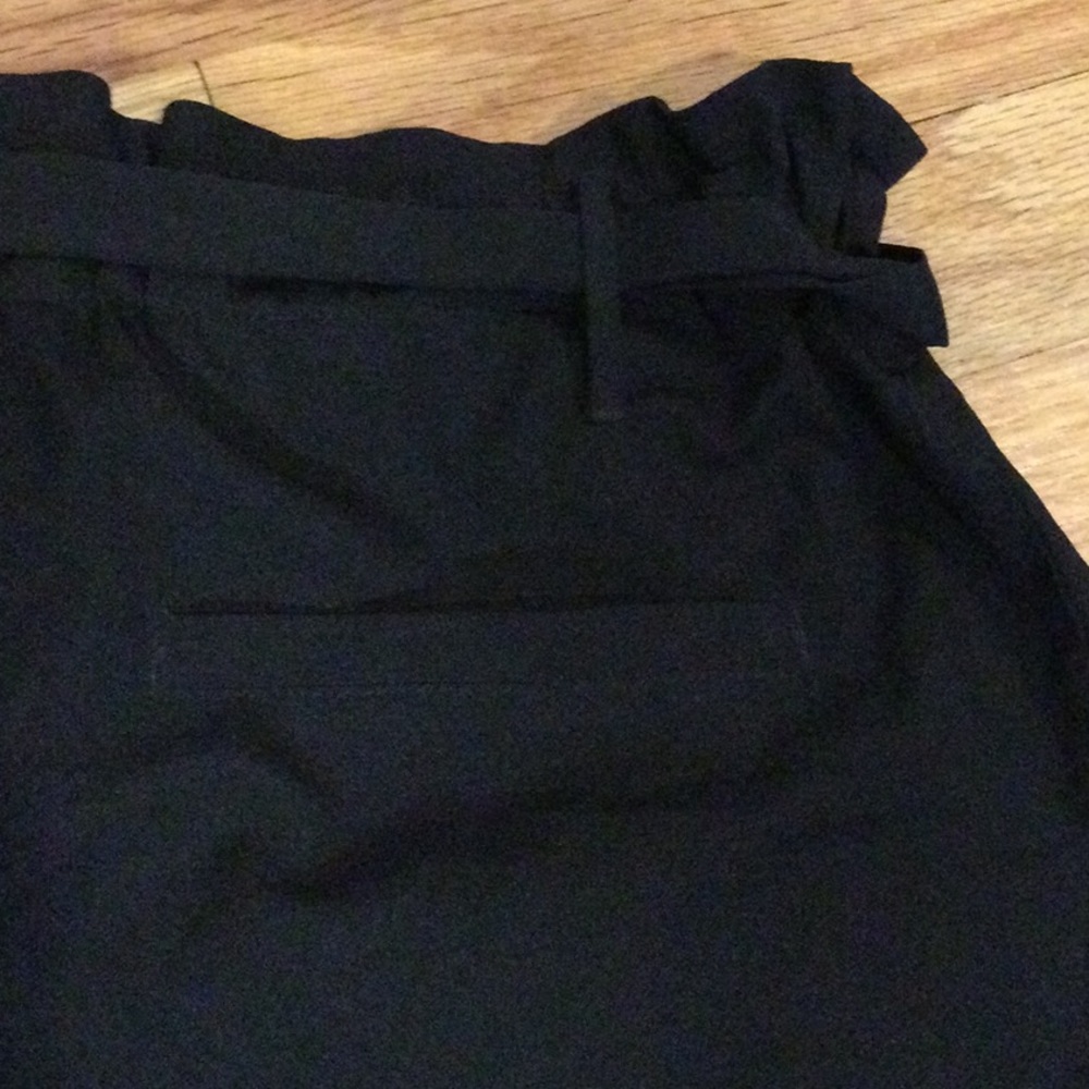 Stradivarius Black Shorts - Picture 6 of 7